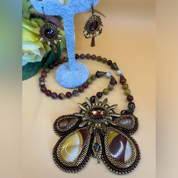 Jewelry set with mookaite stone and beads - Picture 3 of 5